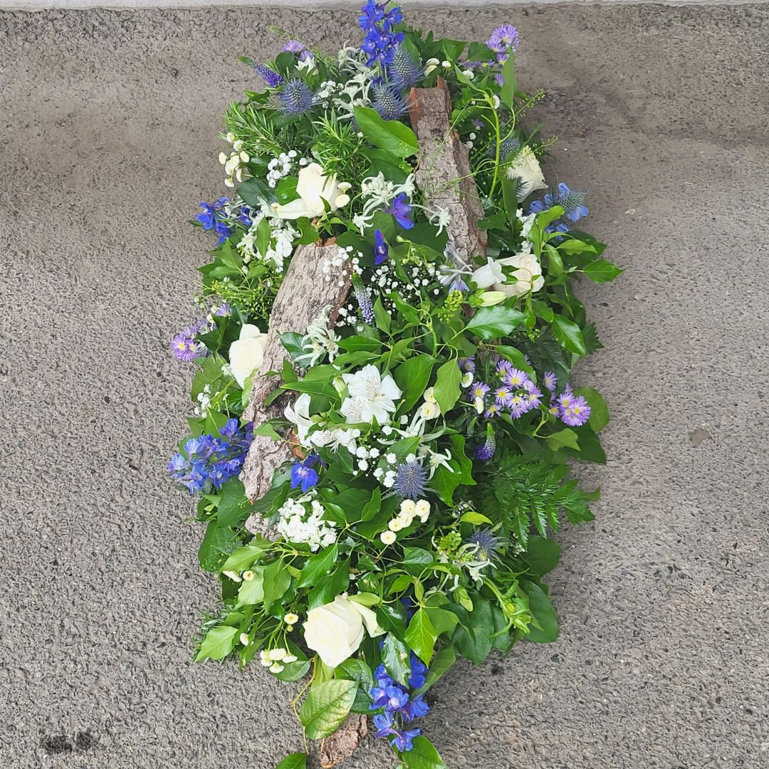 Dessus Cercueil Champêtre - Une Fleur m'a dit - Fleuriste Samoens (1)